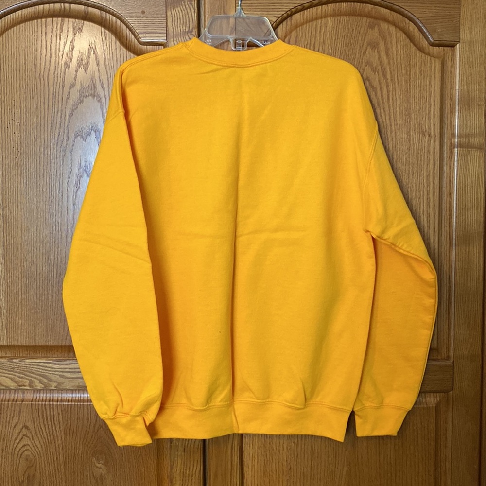 ☎️TRADED☎️ NWT, “SUPPORT FARMERS” sweatshirt - Picture 6 of 6